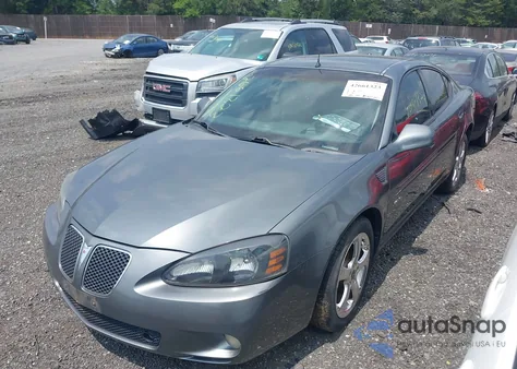 2005 Pontiac Grand Prix Gxp z USA, uszkodzony, nr VIN 2G2WC52CX51351102